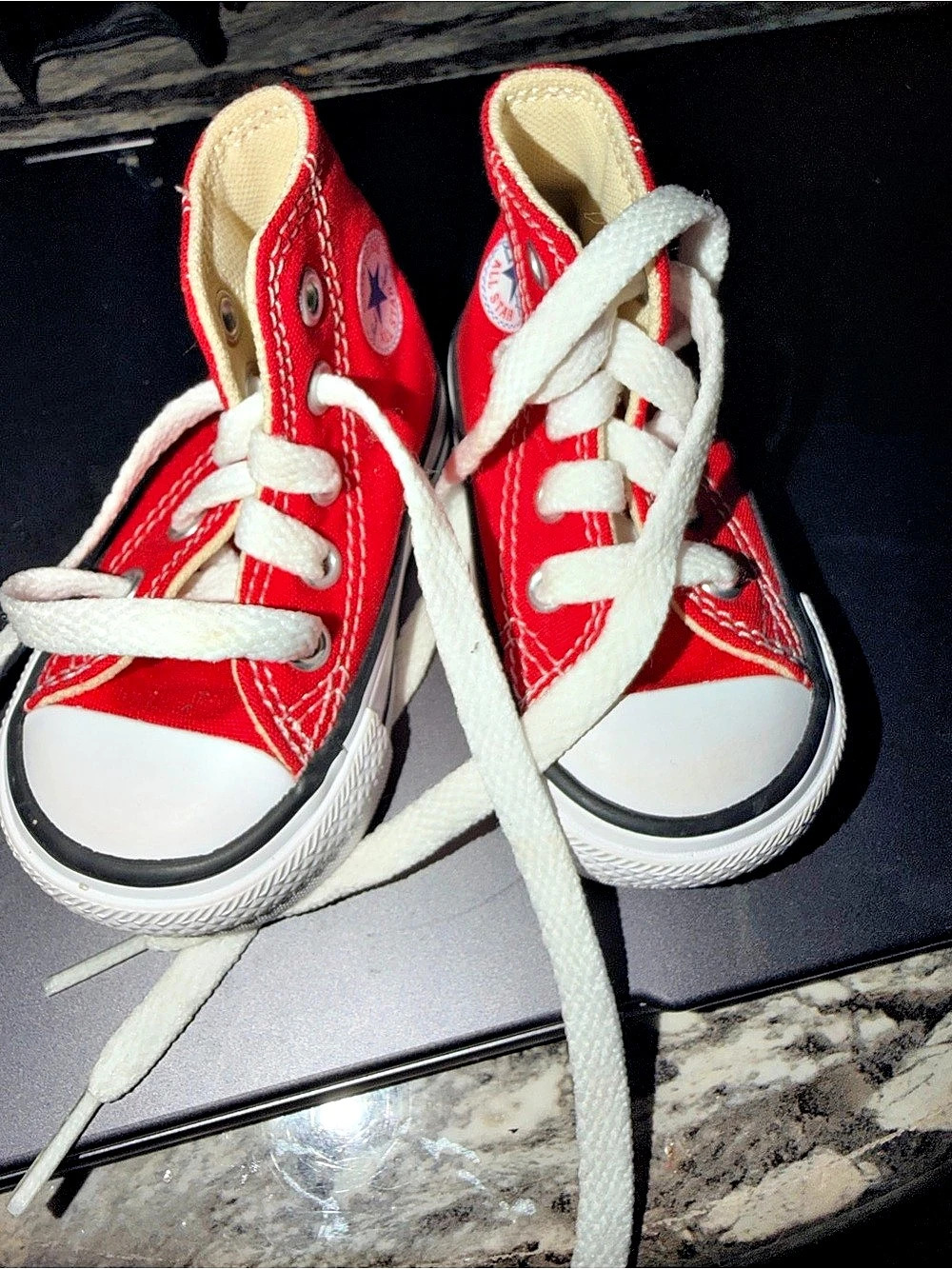 Converse Chuck Taylor All Star Red White Sneakers US 2